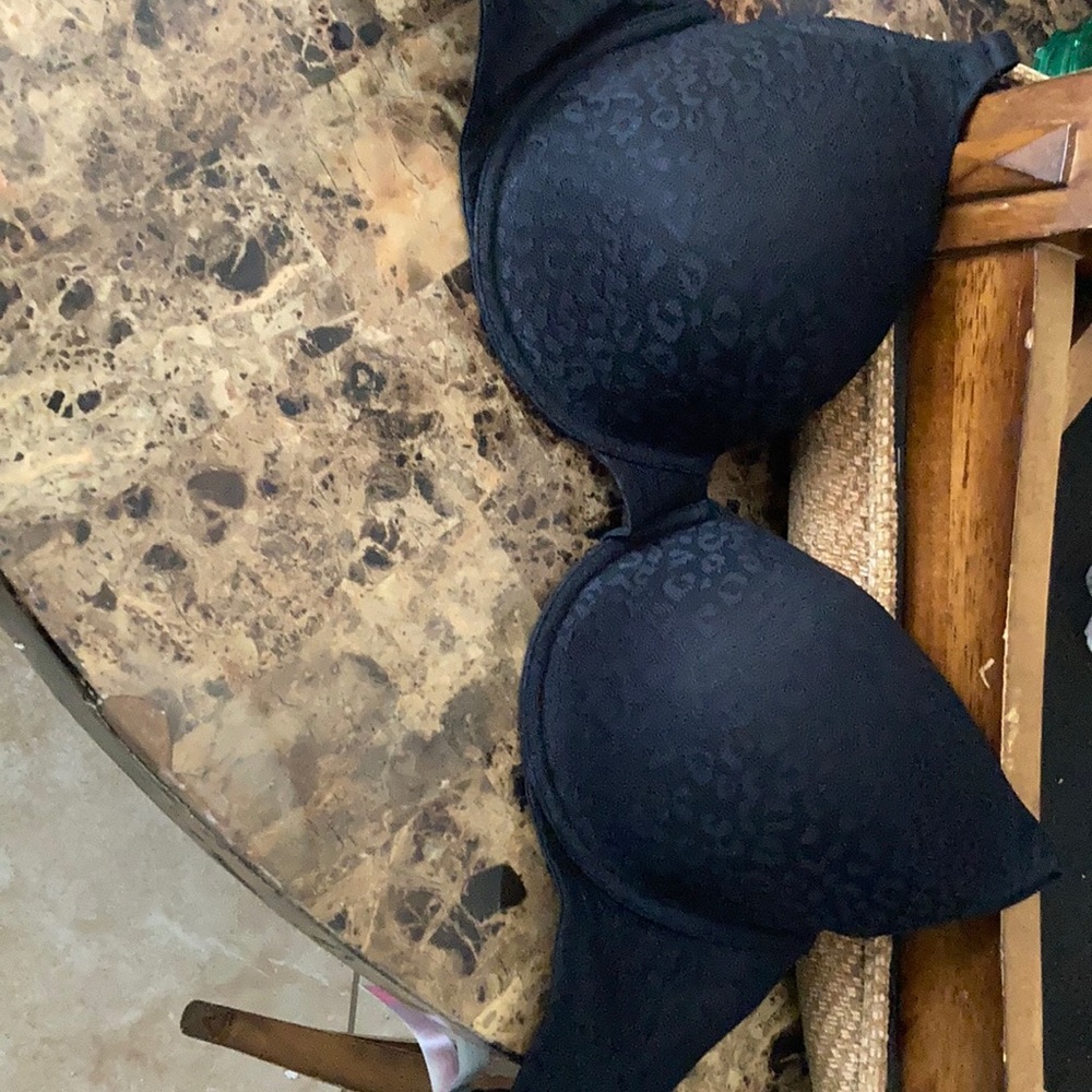 New VS bra